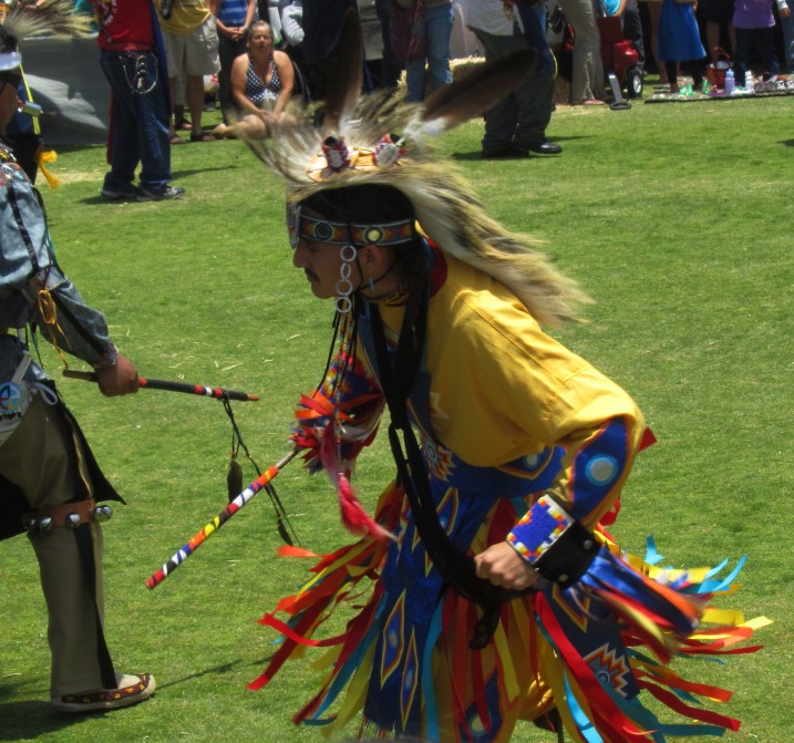 native american pow wow clothing